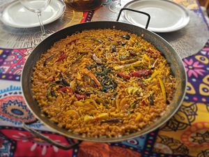 Paella da horta com frango de soja at Restaurante A Cozinha in Praia De Mira