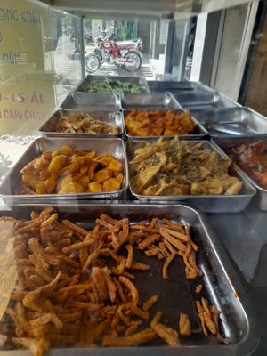 Com chay selection at Cơm chay Tịnh Tâm in Ho Chi Minh City