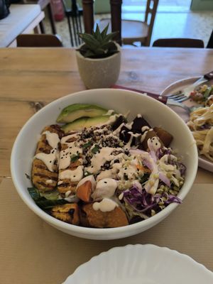 Buddha bowl with tempeh, quinoa, sweet potatoes and beets at HOMA in Tinos