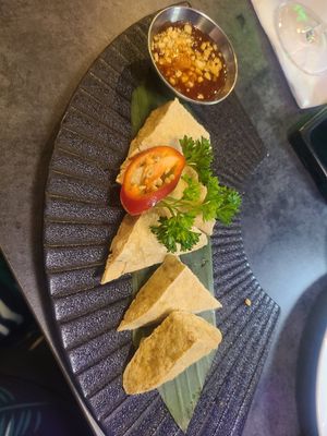 Vegan tofu triangles at Thai Food Near Me in New York City