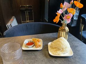 Spring roll and rice at Thai Food Near Me in New York City