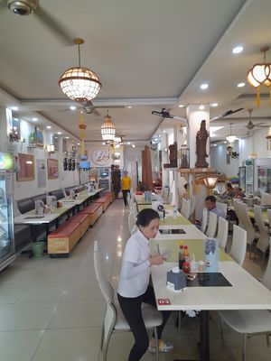 Massive dining area at Cơm Chay Hoàng Kim in Ho Chi Minh City