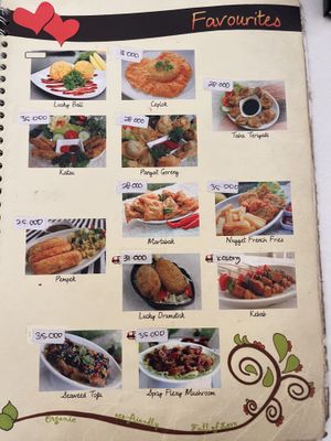 Popular dishes  at Loving Hut in Denpasar