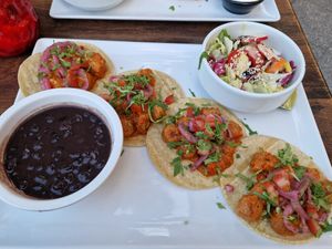 vegan tacos, amazing beans at Vamos in Berlin