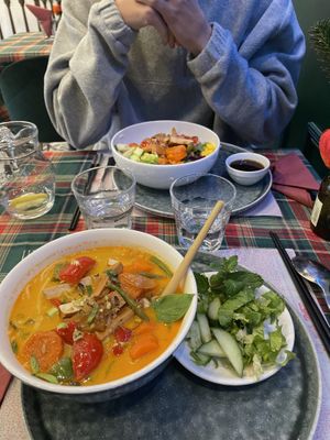   at DELI VIỆT in Paris