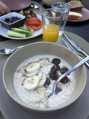 Veganes Porridge  at Ophelia Signature Restaurant in Crete