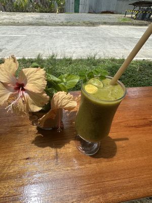 Moringa zing smoothie   at The Wavy Moon in Siargao
