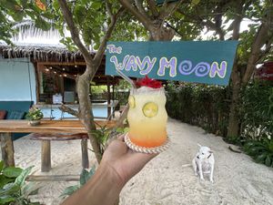 Citrus  moon lemonade  at The Wavy Moon in Siargao