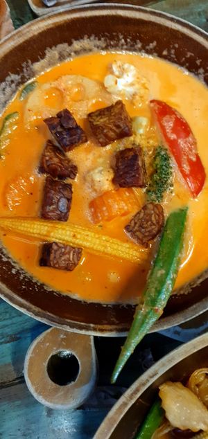 Red curry at Mango in Bangkok