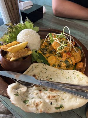 Butter Chicken curry with rice at Mango in Bangkok