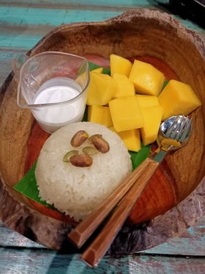 Mango sticky rice at Mango in Bangkok