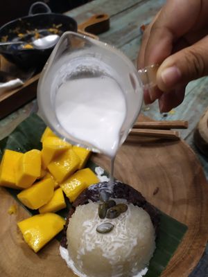 Mango sticky rice at Mango in Bangkok