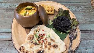 Dahl  at Mango in Bangkok