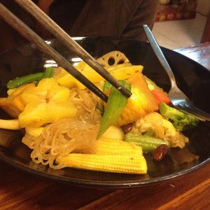 vegan pad thai (i think) at Mango in Bangkok