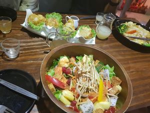 Dinner time at Mango in Bangkok