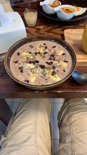 Vegan Banana Cocoa Quinoa Porridge at Mango in Bangkok
