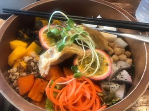 Kinua bowl  at Mango in Bangkok