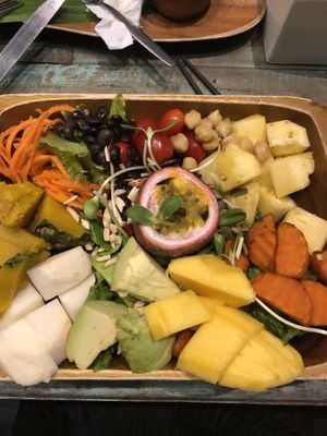 Quinoa salad (vegan) at Mango in Bangkok