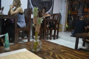 the cutest decoration at mango, I loved those little pineapples at Mango in Bangkok