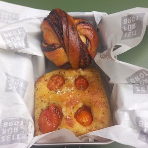 schoko nuss baba 4,20€ & focaccia 4,20€ at Zeit für Brot in Dusseldorf