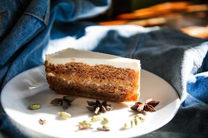 Кусочек веганского морковного тортика  at Jagannath - Kuznetsky Most in Moscow
