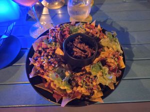 Vegan nachos with beyond meat chili at Horizons Lounge in Noord