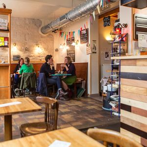 restaurant at L'eau Chaude - Het Warm Water in Brussels