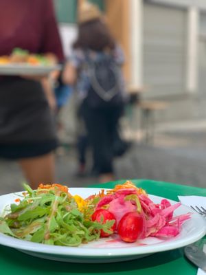 Simple and super healthy, tasty food at L'eau Chaude - Het Warm Water in Brussels