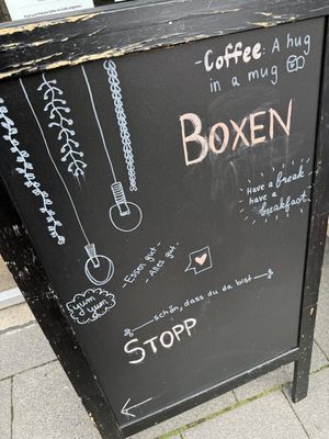 sign  at Café Boxenstopp in Cologne
