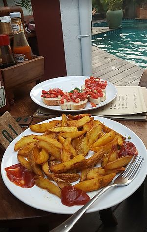 Bruschettas and fries at Green Tiger House in Chiang Mai