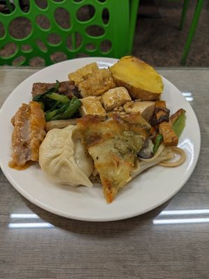  at Cháng ChūnTéng SùShí 常春藤素食 in Hualien