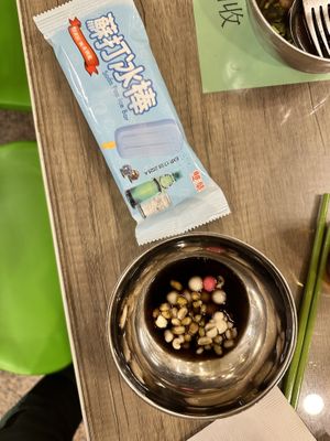 Deserts    at Cháng ChūnTéng SùShí 常春藤素食 in Hualien