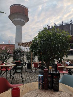  at L'Osteria in Ostrava