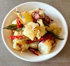Boiled purple sweet potato  at Olu in Kalutara