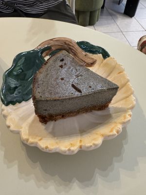 Gâteau au sésame noir  at Coffee Please in Montpellier