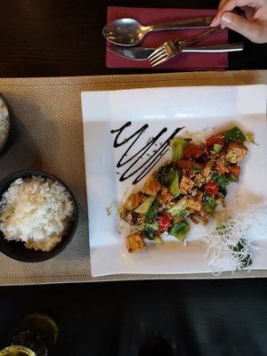 Tofu stir fry at Fusion in Gran Canaria