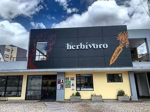 Herbívoro Calle 100 at Herbívoro -  Av. Suba in Bogota