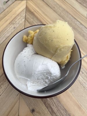 Passion fruit and coconut ice-cream  at Herbívoro -  Av. Suba in Bogota