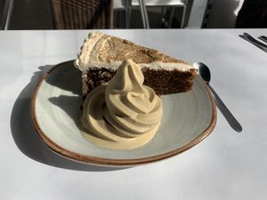Coffee cake & vegan ice cream at Herbívoro -  Av. Suba in Bogota