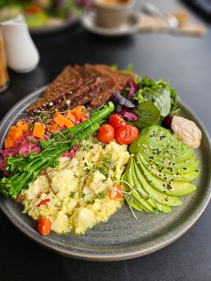 Vegan brunch plate at Social Brew - Kultorvet in Copenhagen