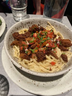 Pasta Alfredo with soy chunks (spicy!)  at O'Learys Moss in østfold