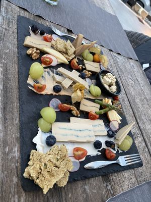 Cheeze plate with wine at Villa Vegana in Mallorca