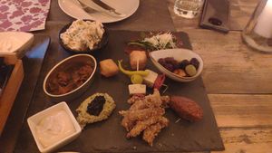 Entrantes varios at Villa Vegana in Mallorca