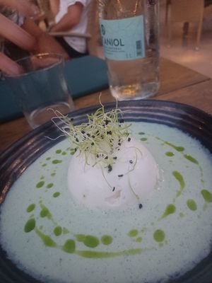 Burrata vegana at Villa Vegana in Mallorca