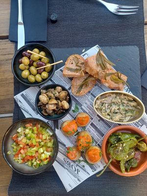 Tapas veganas at Villa Vegana in Mallorca