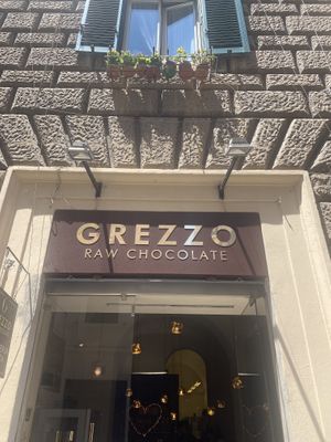 Store front  at Grezzo Raw Chocolate in Rome
