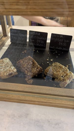 Cakes at Plant Shack in London