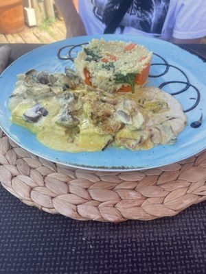 Tofu “steak "  at Raízes - Cozinha Saudável & Vegetariana in Quarteira