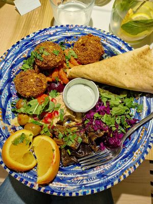 Arabic plate  at Wypas in Poznan