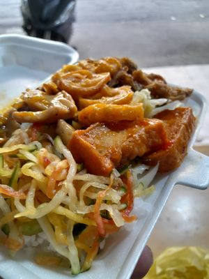 My com chay 15.000 Dong at Com chay Vạn Duyen in Ho Chi Minh City